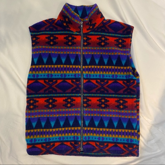 Printed Fleece Zip Up Vest - Picture 3 of 9